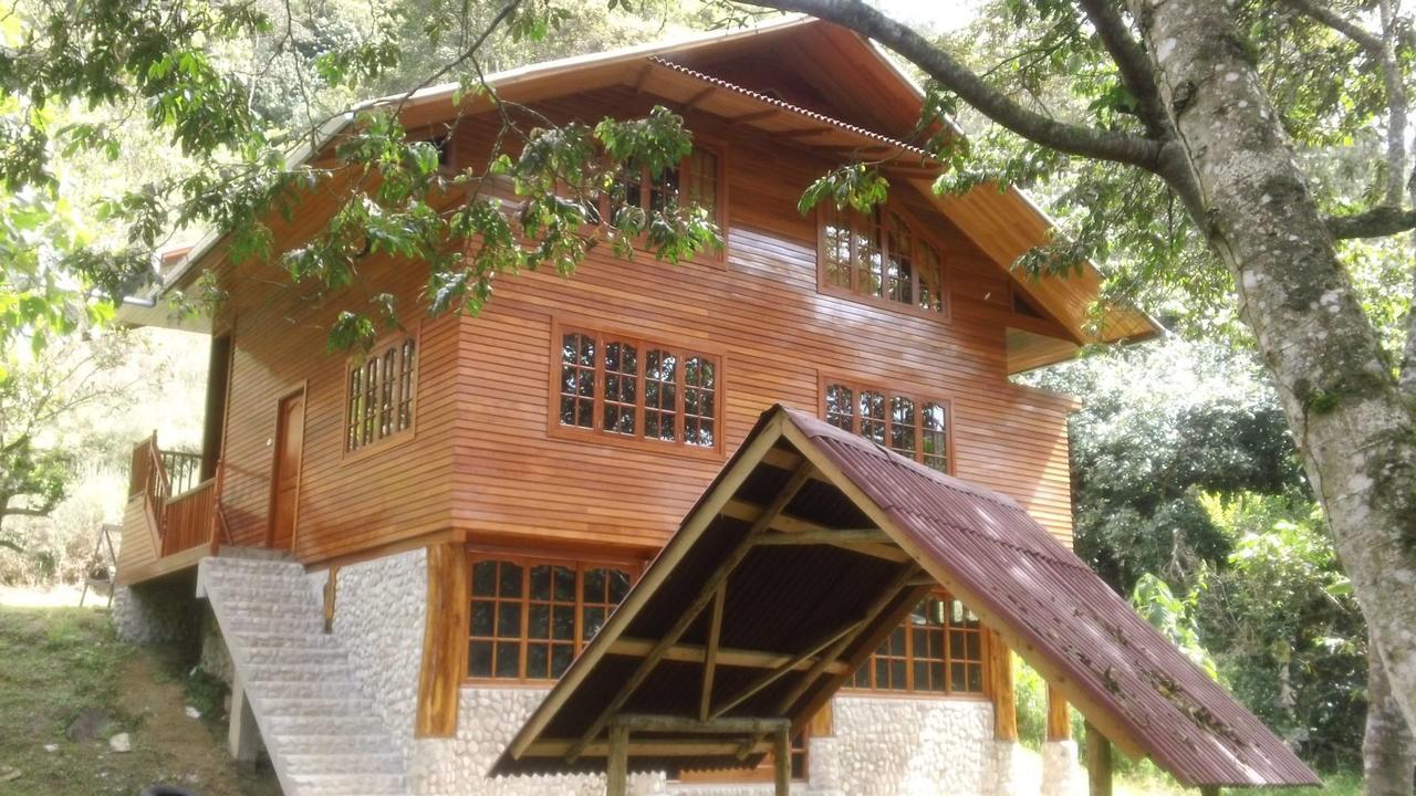 Illariy Tampu Ecoalbergue Oxapampa Εξωτερικό φωτογραφία